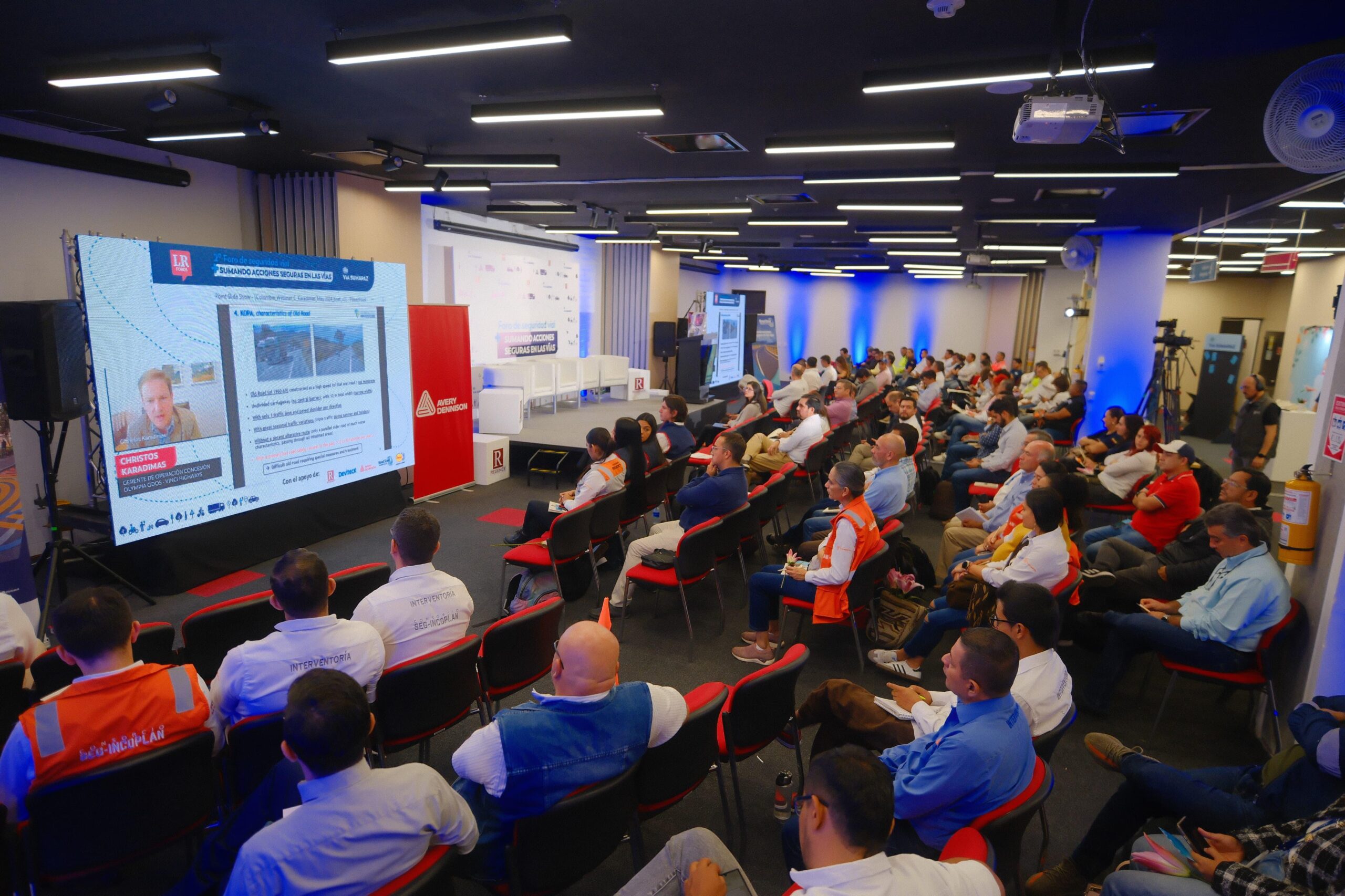 charlas foro de seguridad vial via sumapaz