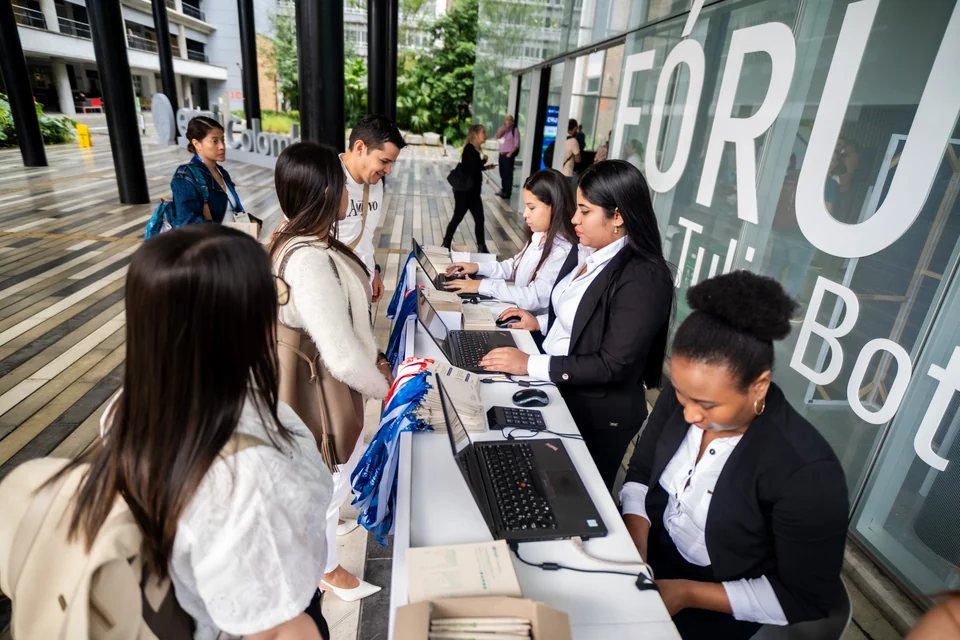 CRU Esri · Medellín · 2025 · fotografía 10