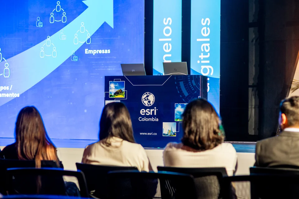 CRU Esri · Bucaramanga · 2025 · fotografía 5