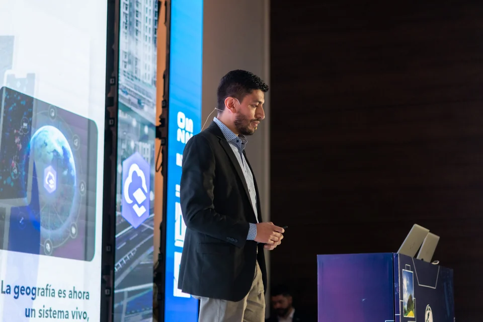 CRU Esri · Bucaramanga · 2025 · fotografía 2