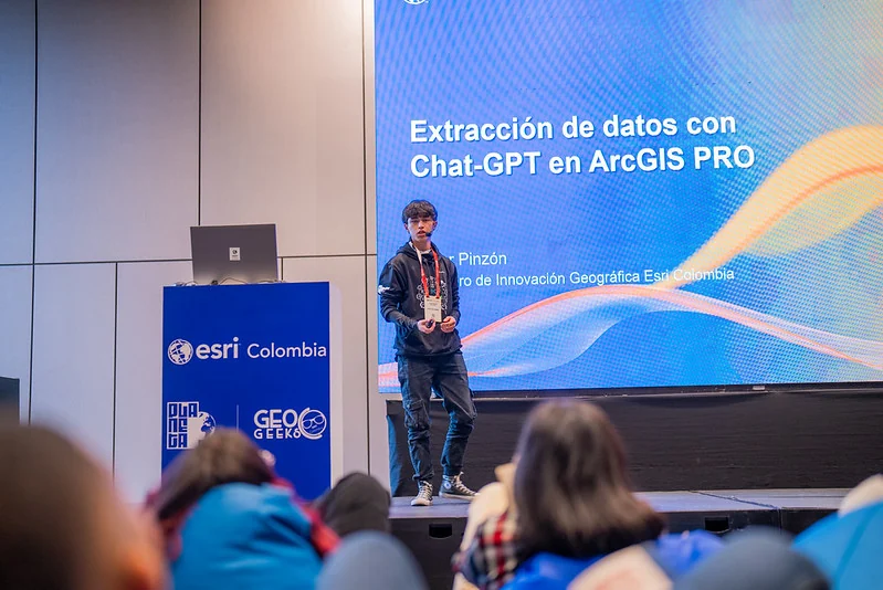Planeta Esri · Bogotá · 2023 · fotografía 1