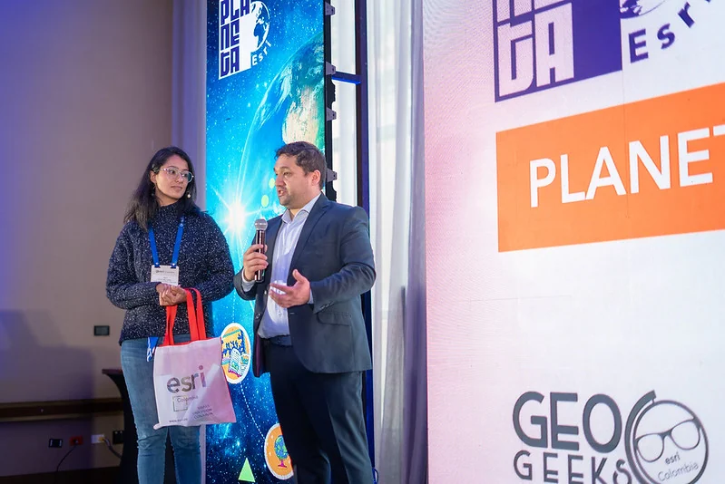Planeta Esri · Medellín · 2023 · fotografía 1