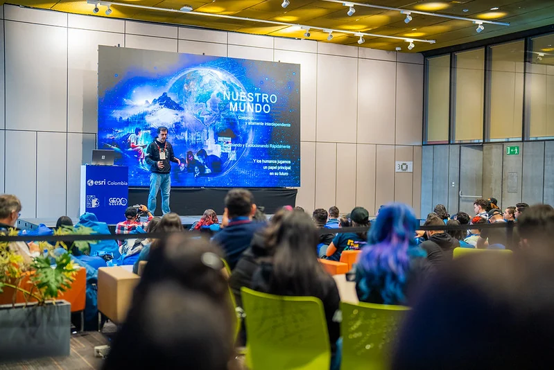 Planeta Esri · Bogotá · 2023 · fotografía 6