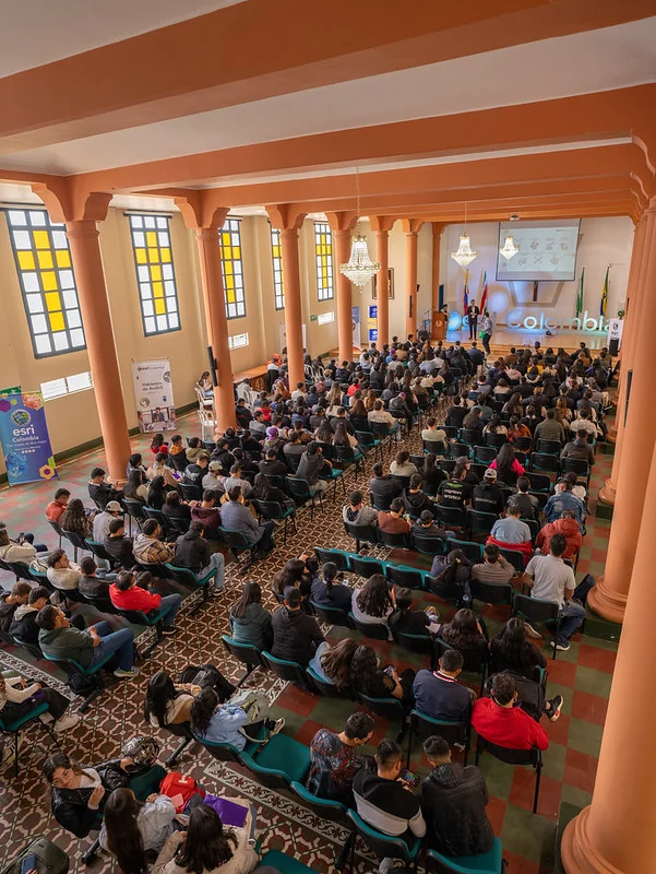 Planeta Esri · Tunja · 2024 · fotografía 1