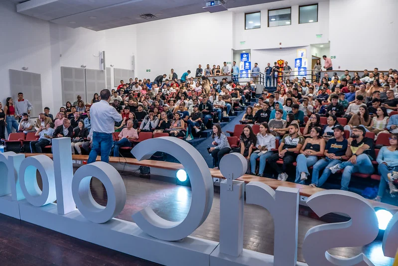 Planeta Esri · Armenia · 2024 · fotografía 1