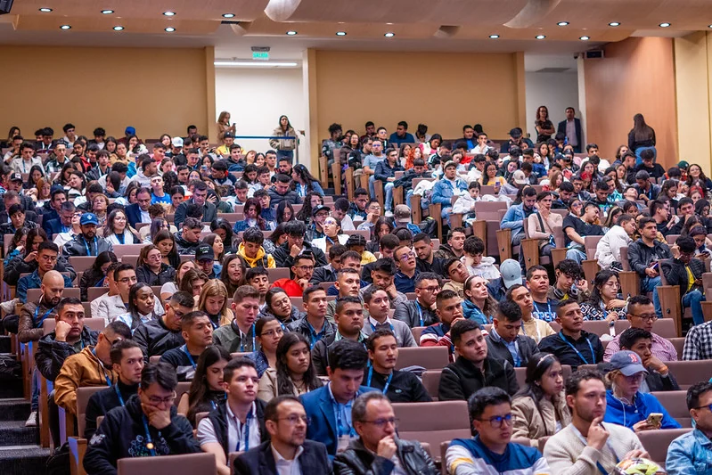 Planeta Esri · Bogotá · 2024 · fotografía 2