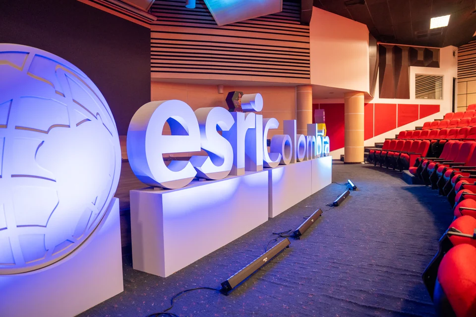 Planeta Esri · Ibagué · 2025 · fotografía 2