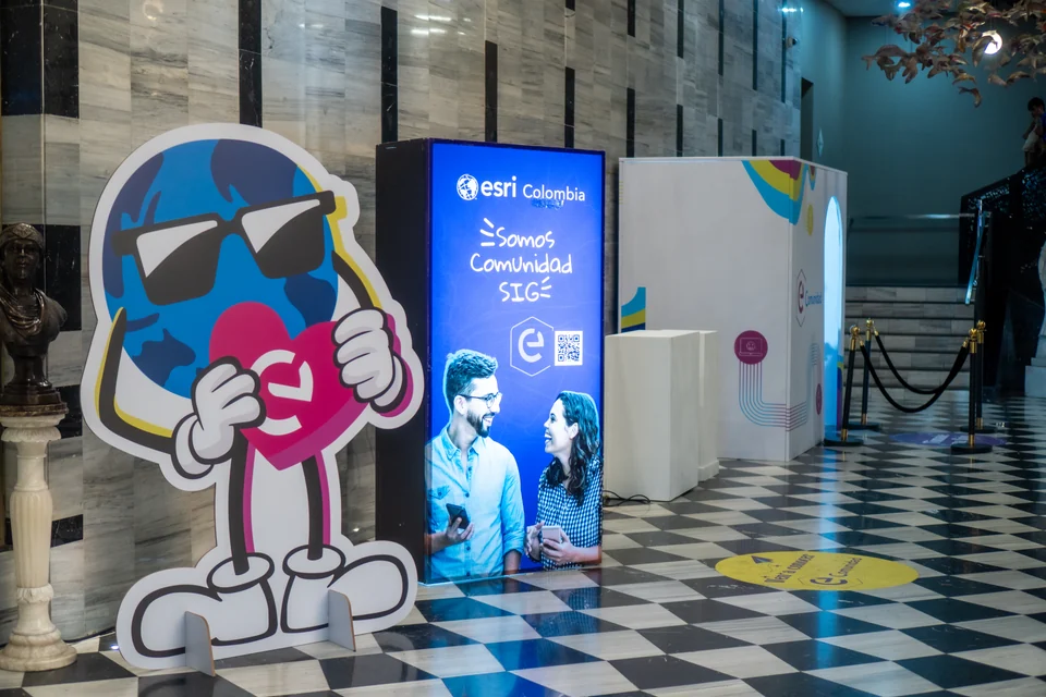 Planeta Esri · Bogotá · 2025 · fotografía 2